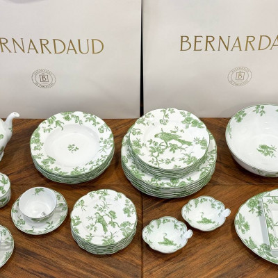 Сервиз столовый Albertine от BERNARDAUD