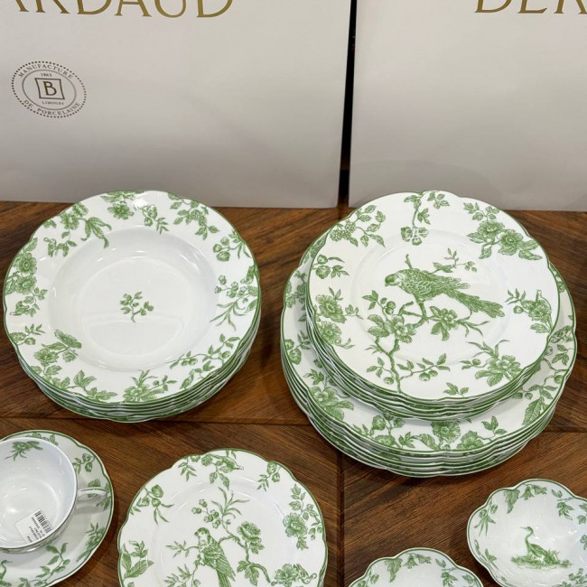 Сервиз столовый Albertine от BERNARDAUD